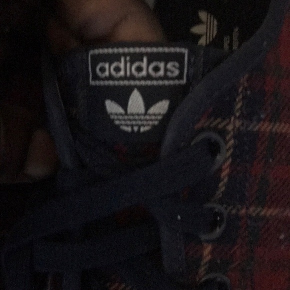 Plaid Sneakers with White Soles - Picture 3 of 7